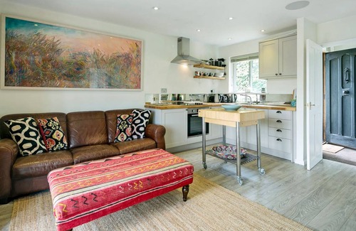Chilworth Cottage | Cottage ∙ 2 bedrooms ∙ 4 guests