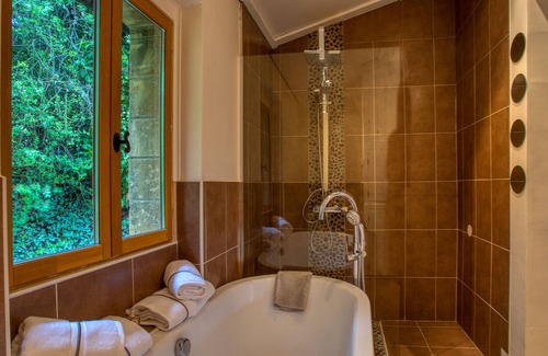 Vezac Cottage | Cottage de Charme Dans les Vallées de 5 Châteaux et 15 Mins de Sarlat-la-canéda