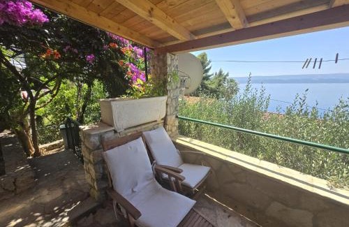 Celina House | Cottage Holiday Home