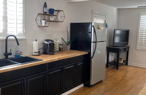 Chalmette House | Cottage home 20 mins from NOLA French Quartern