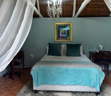 Greater Johannesburg Metropolitan Area Apartment | Cottage in Ferndale, Randburg with own pool