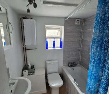 Mevagissey House | Cottage in village of Mevagissey Cornwall Sleeps 4