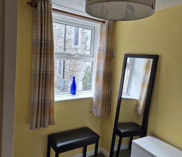 Mevagissey House | Cottage in village of Mevagissey Cornwall Sleeps 4