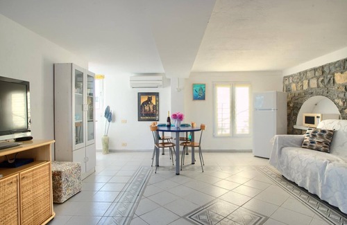 Imperia Ski Chalet | Cottage with pool, A/C and wi fi