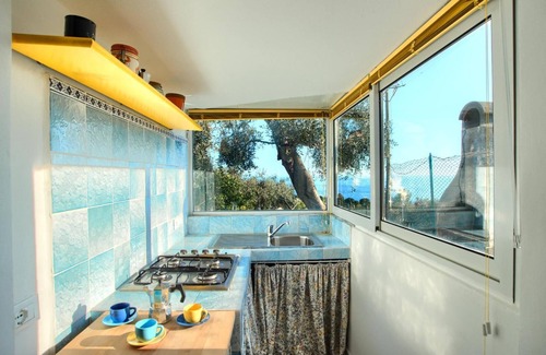 Imperia Ski Chalet | Cottage with pool, A/C and wi fi
