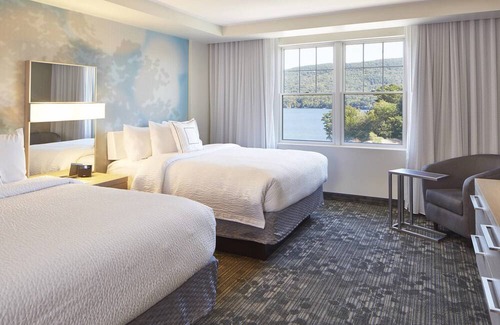 Lake George Hotel | Courtyard by Marriott Lake George