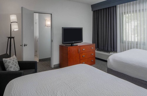 White Station Hotel | Courtyard by Marriott Memphis East/Park Avenue