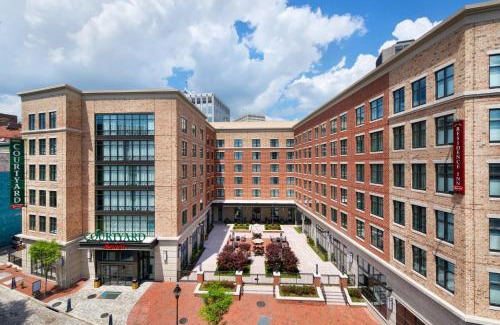 Downtown Richmond Hotel | Courtyard by Marriott Richmond Downtown