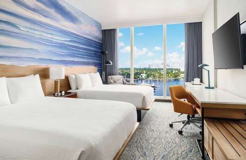 Central Beach Hotel | Courtyard by Marriott Oceanside Fort Lauderdale Beach