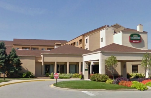 Wayne Hotel | Courtyard by Marriott Indianapolis Airport