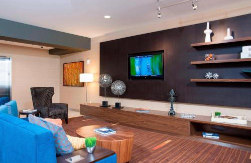 Peoria Hotel | Courtyard Peoria Downtown