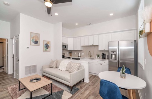 Covington Condo | Covington Charm 202