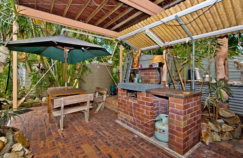 Brisbane Waterfront Apartment | Cowan Palms @ Cowan Unit 2