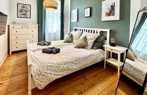 Kaiserslautern Apartment | COZEE - Comfy 3-room Apartment with Netflix