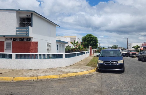 Sabana Abajo Apartment | Cozy 1-bedroom apartment with WiFi, AC in welcoming Carolina