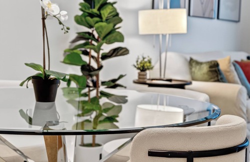 Wynwood Art District Condo | Cozy 1-bedroom Apartment with Stunning Bay View in Miami