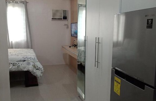 Mabolo Apartment | Cozy 1233 the persimmon studio near sm and ayala