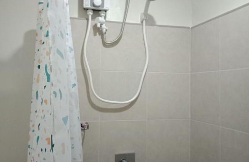 Mabolo Apartment | Cozy 1233 the persimmon studio near sm and ayala