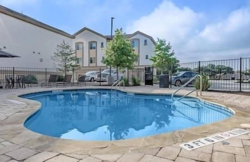 Cedar Park Condo | Cozy 1BHK Furnished Apt | Cedar Park Austin Stay