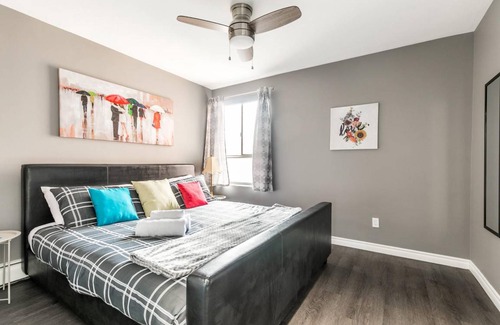 Rosedale Apartment | Cozy 1BR Apartment w/ King Bed - near DT Hamilton!