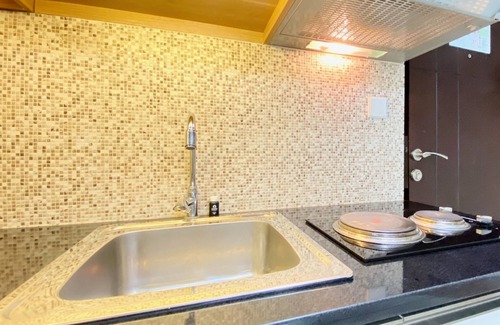 Pasirkaliki Apartment | Cozy 1Br At Tamansari La Grande Apartment