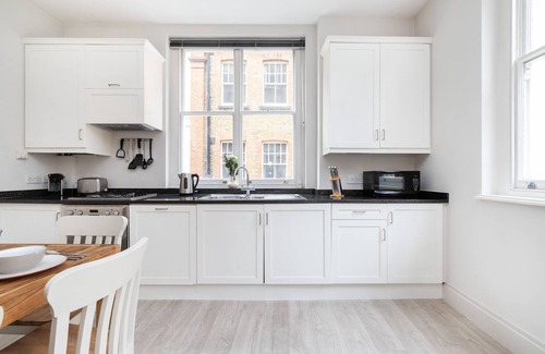 Holborn and Covent Garden Apartment | Cozy 1BR in the Heart of Holborn