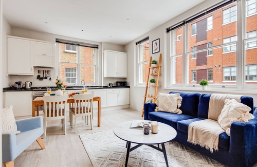 Holborn and Covent Garden Apartment | Cozy 1BR in the Heart of Holborn