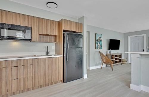 North Beach Apartment | Cozy 1BR Seaside Steps to Hollywood Beach More