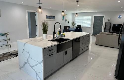 Fort Myers Shores House | Cozy 2 BR Waterfront home with Heated Pool