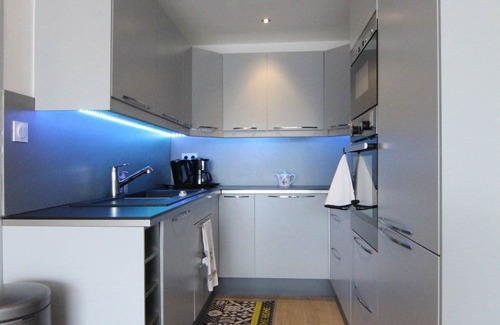 Jeux Apartment | Cozy 2-Room Apartment for 6 with Balcony, Ski Storage, and Prime Location near Slopes and Center