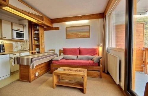 Plagne Centre Apartment | Cozy 2-room apartment with Mont-Blanc view, parking, 50m from slopes