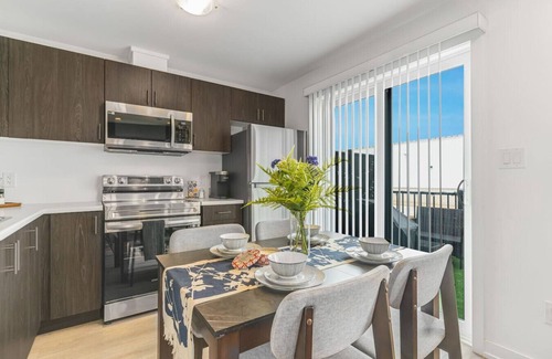 Niagara Falls Apartment | Cozy 2BR Suite w/BBQ | Close to Niagara Falls
