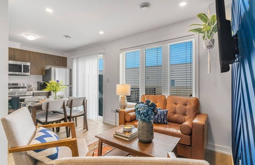 Niagara Falls Apartment | Cozy 2BR Suite w/BBQ | Close to Niagara Falls