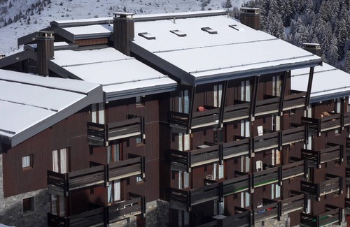 Meribel-Mottaret Apartment | Cozy 3-room Apt with Fireplace, Free Wi-Fi, Near Slopes & Shops, Sleeps 6