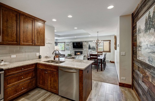 Peak 9 Condo | Cozy And Luxe Ski In/ski Out Condo In Breckenridge 2 Bedroom Condo by RedAwning