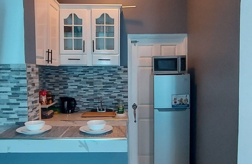 Hellshire Apartment | Cozy and Relaxing Studio in Hellshire ST.Catherine
