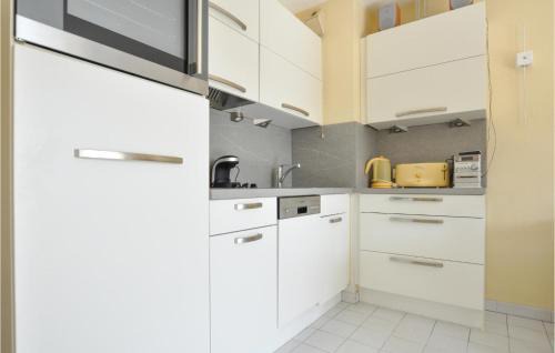 La Napoule Apartment | Cozy Apartment In Mandelieu-La-Napoule