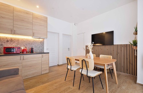 L'Europe Apartment | "cozy Apartment 1bdr/4p - Paris 8th/saint-lazare