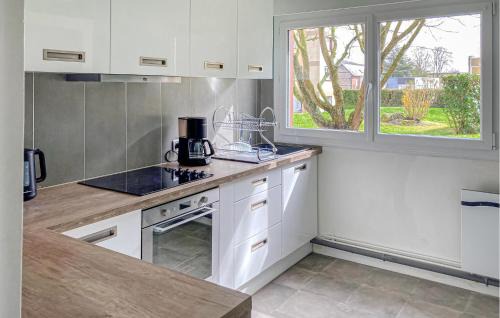 Fecamp Apartment | Cozy Apartment In Fécamp With Kitchen