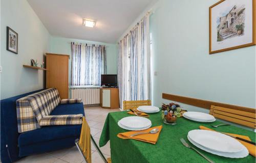 Sucici Apartment | Cozy Apartment In Moscenicka Draga