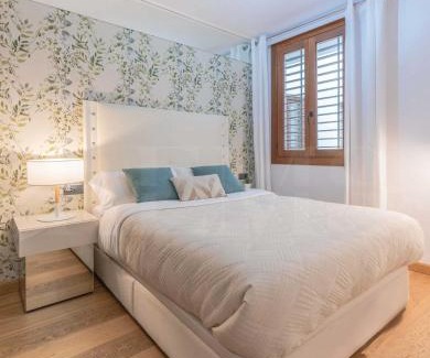 La Goleta Apartment | Cozy apartment in the heart of Malaga by REMS