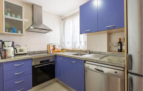 Villajoyosa Apartment | Cozy Apartment In Villajoyosa With Wifi