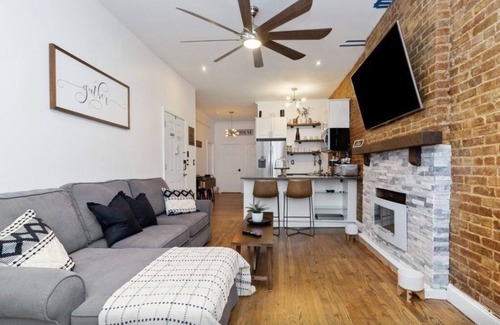 Washington Heights House | Cozy Apt In City That Never Sleeps