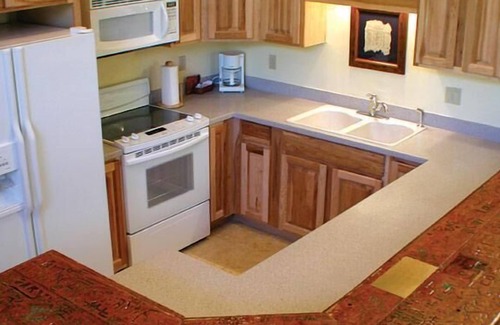 Kohls Ranch Resort | Cozy Cabin at Base of Mogollon Rim w/Fireplace, WiFi & Resort Pool
