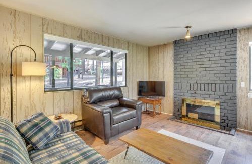 Greer House | Cozy Cabin in Greer Hike, Bike and Ski!
