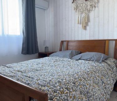 Saint-Joseph House | Cozy Caze