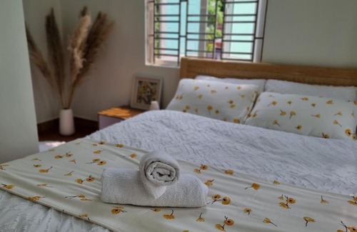 Hai Phong House | Cozy Central House