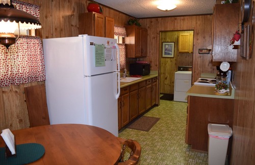 Strawberry House | Cozy, Clean and Comfortable House in the Pines. Feels like Grandma's House!