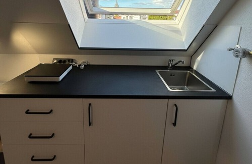 Alt-Muhlburg Apartment | Cozy Design Top-Floor Studio in Karlsruhe-Mühlburg - APOLONIAliving