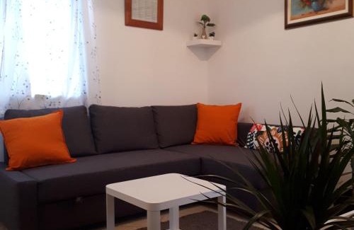 Porec Apartment | Cozy-family apartment (5-10 min from main market)